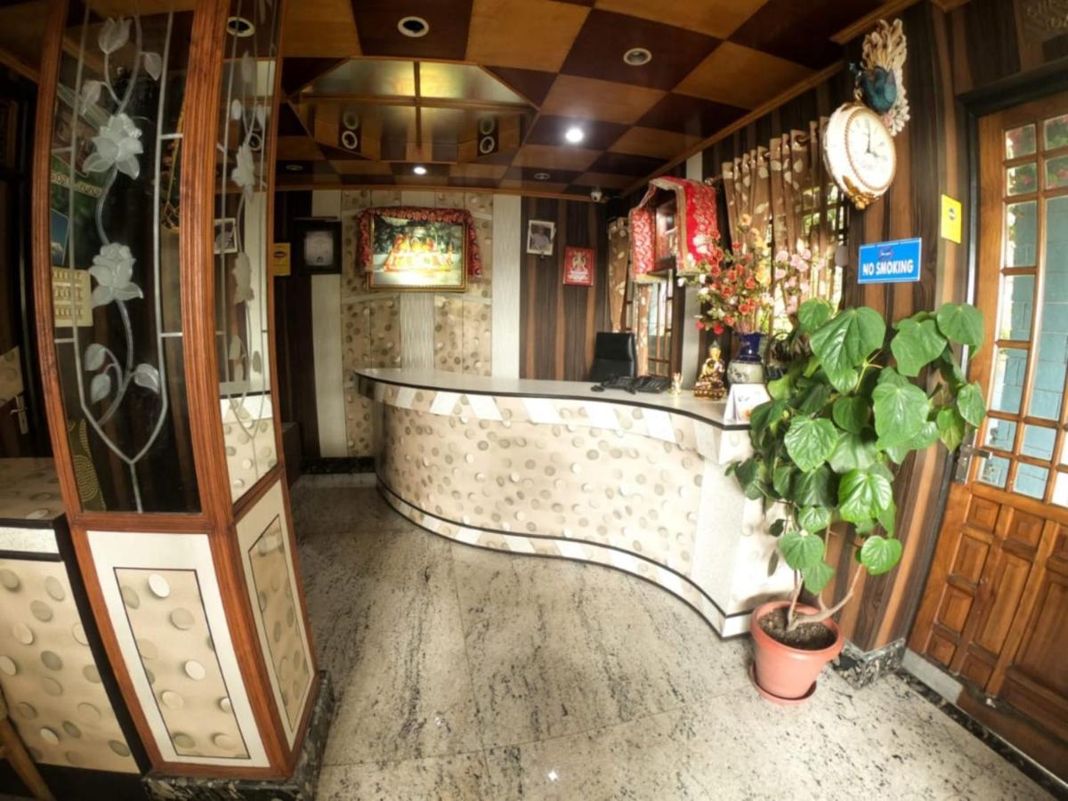 Grg Broadway Mall Road Darjeeling By Royal Collection Hotel المظهر الخارجي الصورة