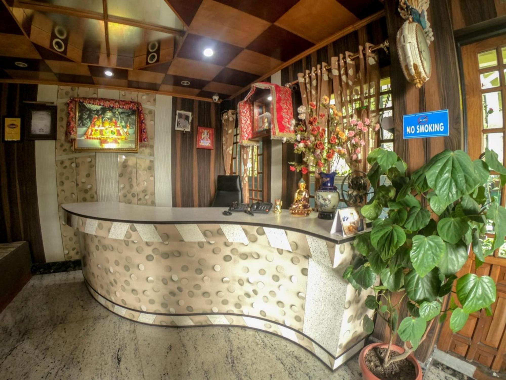 Grg Broadway Mall Road Darjeeling By Royal Collection Hotel المظهر الخارجي الصورة