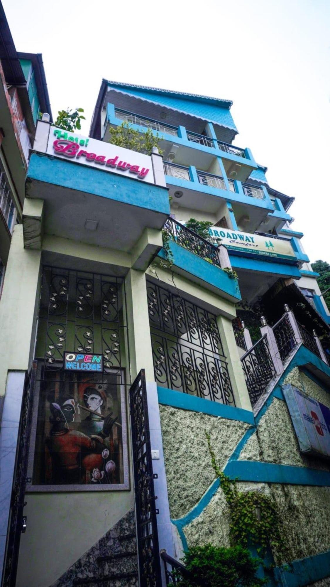 Grg Broadway Mall Road Darjeeling By Royal Collection Hotel المظهر الخارجي الصورة